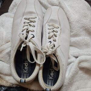 Keds White Lace Up Low Top Sneakers Rubber Sole Women's Athletic Shoes